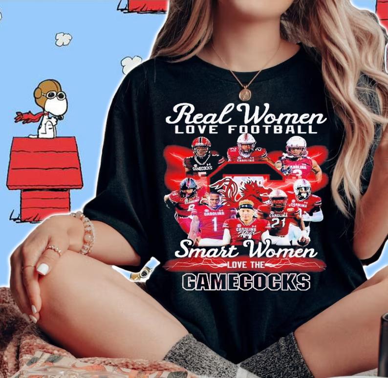 Real women love football smart women love the Gamecocks signatures shirt t-shirt
