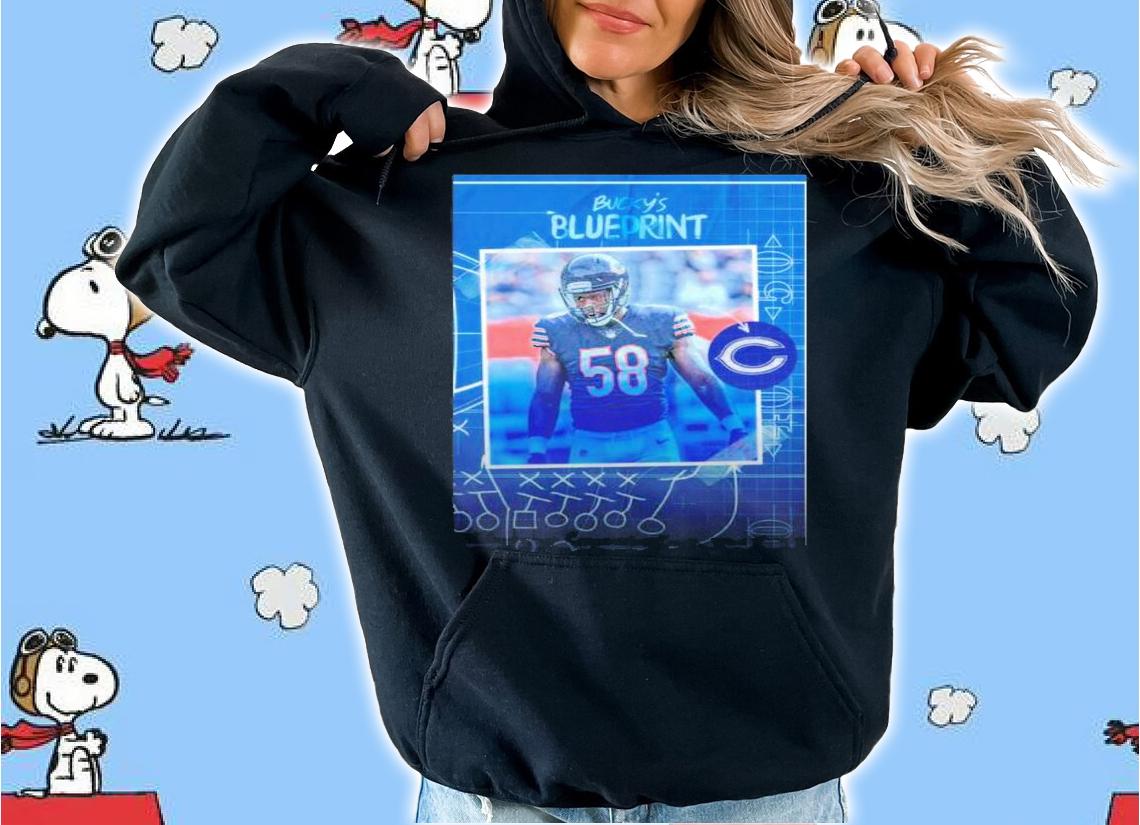 Chicago Bears Must Find A Way To Re-Sign Roquan Smith T-Shirt t-shirt hoodie