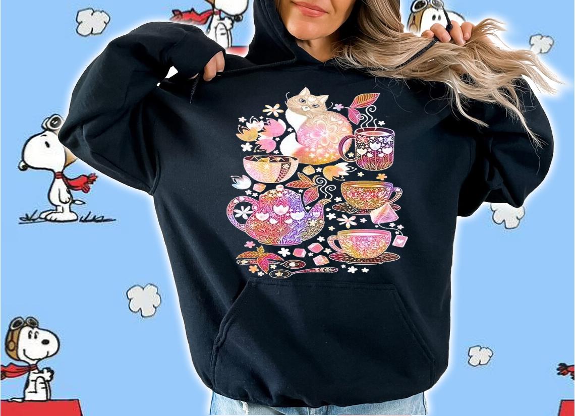 Tea with a coffee Cat T-shirt t-shirt