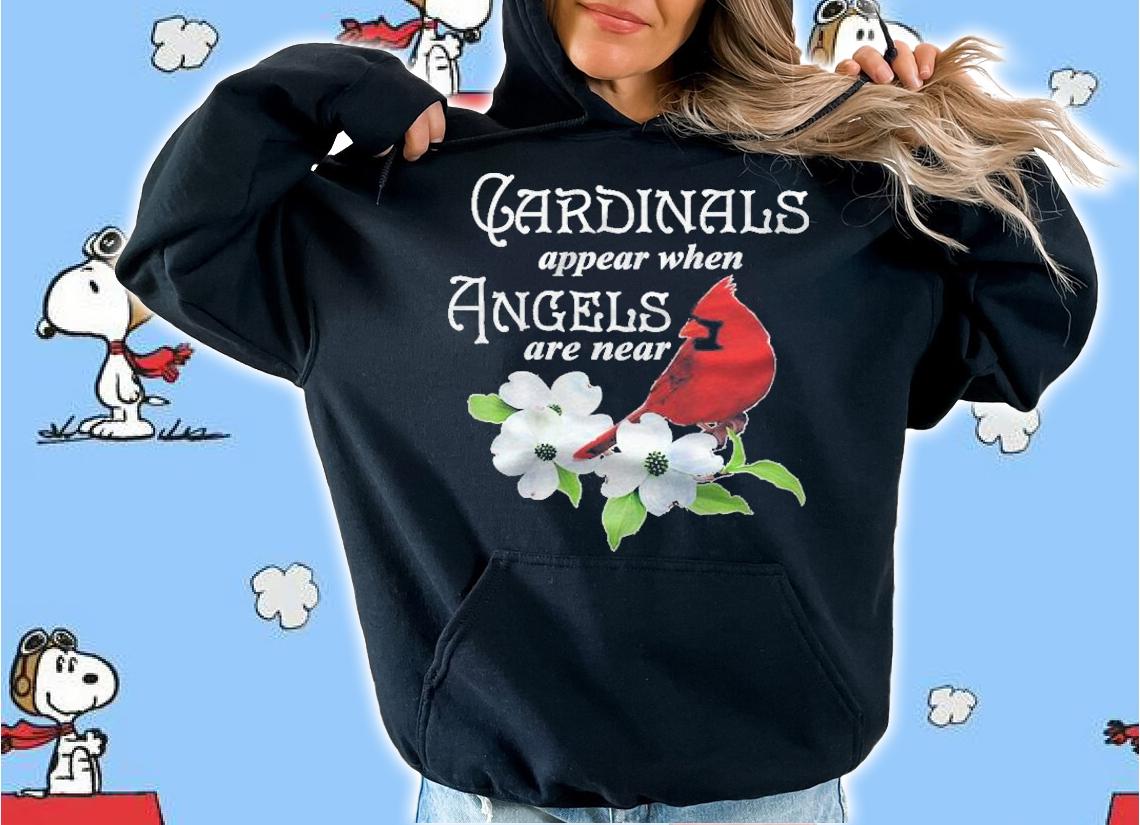 Cardinals Appear When Angels Are Near Bird Lover Gift Raglan Baseball T-shirt t-shirt hoodie