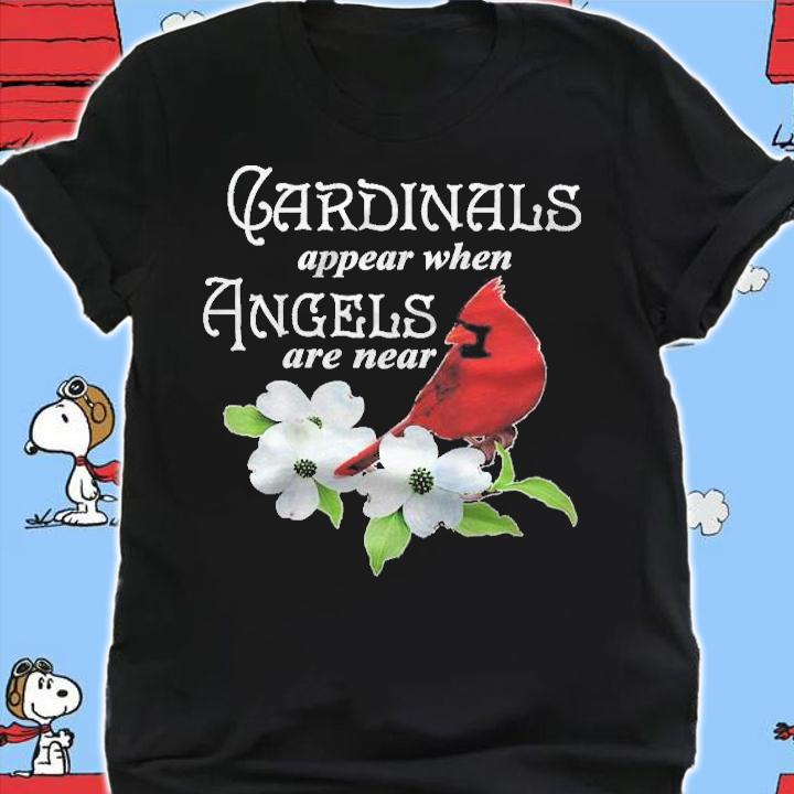 Cardinals Appear When Angels Are Near Bird Lover Gift Raglan Baseball T-shirt t-shirt shirt