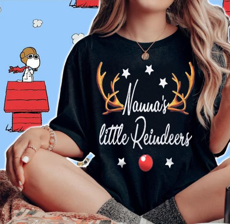 Nannas Little Reindeers Funny Reindeers Christmas Grandma Shirt t-shirt woman shirt