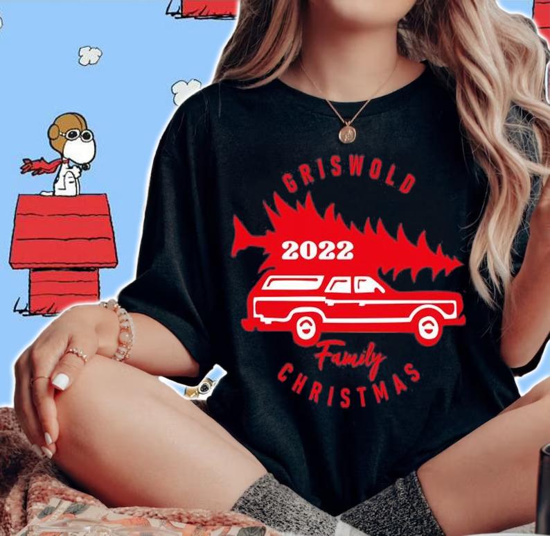 Griswold Christmas Tree Farm Christmas Vacation Tree 2022 T-Shirt woman shirt