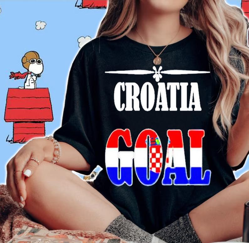 Croatia Soccer Design Croatian Flag World Soccer T-Shirt woman shirt