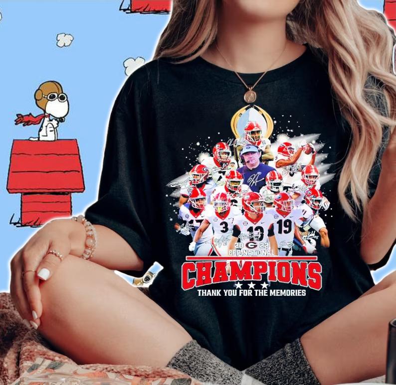 Georgia Bulldogs 2022 CFP National Champions Signatures Thank You For The Memories Shirt woman shirt