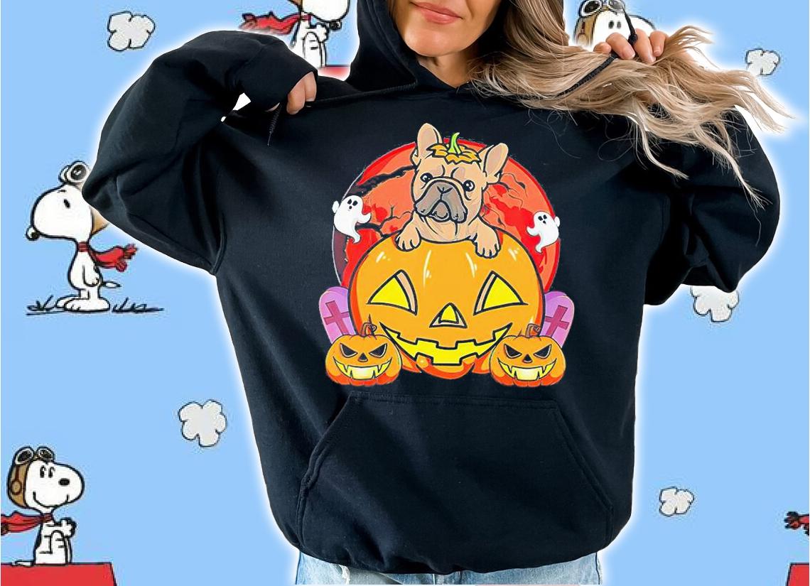 French Bulldog Halloween and Ghost Boo T-Shirt - Trick or Treat, Frenchie Dog halloween presents, pumpkin hat womens hoodie