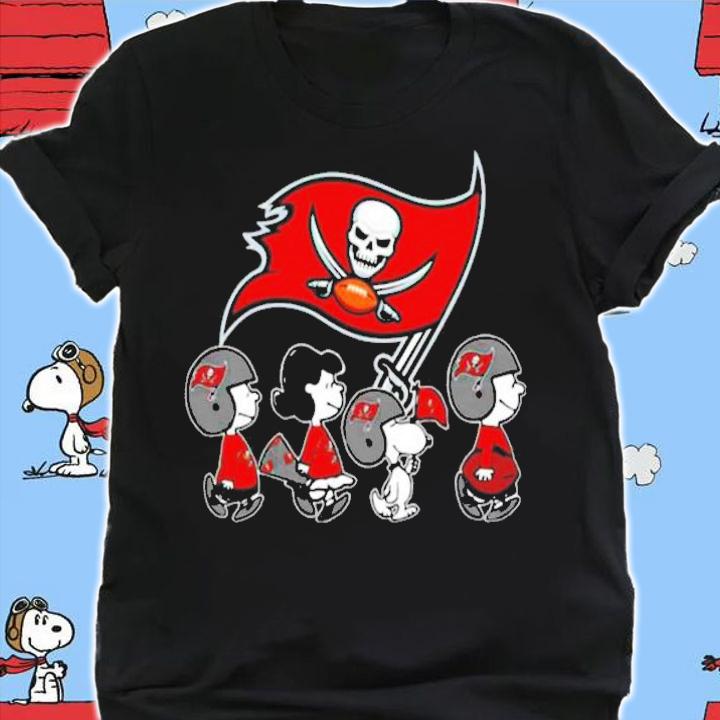 The Peanuts Snoopy and Friends cheer for the Tampa Bay Buccaneers NFL shirt shirt