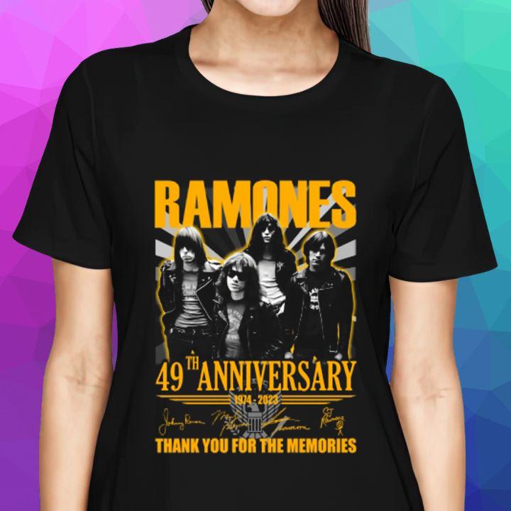 Ramones Rock Band 49Th Anniversary 1974–2023 Thank You For The Memories Signatures T-Shirt womenshirt